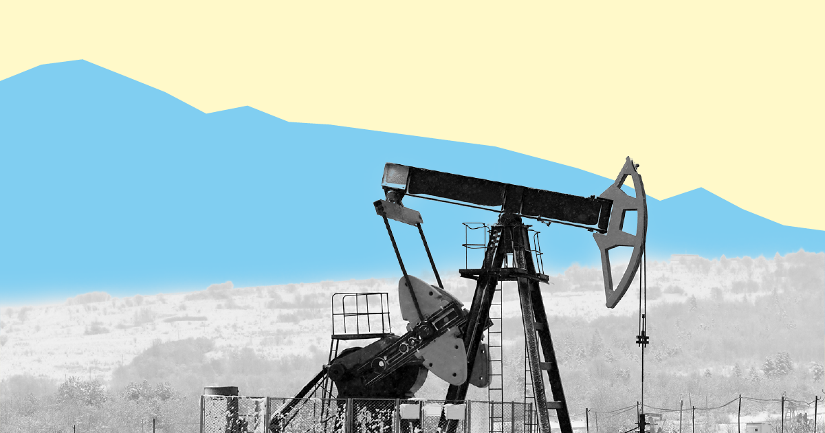 ENERGY & ENVIRONMENT 06 Fuel Oil Drilling Fracking Line Down Blue